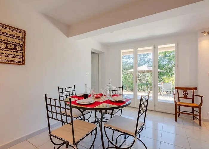 Apartamento Les Collines De Valescure By Interhome Saint-Raphaël