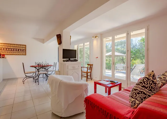 Les Collines De Valescure By Interhome Apartamento